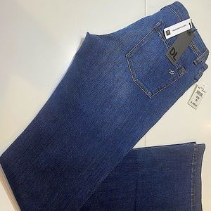 New DL1961 Premium Denim 
Joy  High Rise Flare